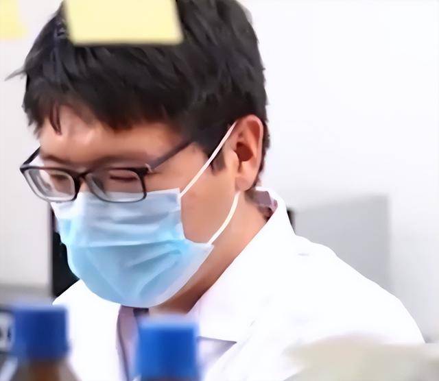 蓝莓外汇代理我研究了3个月，掌握了20种股票交易技巧，效果惊人